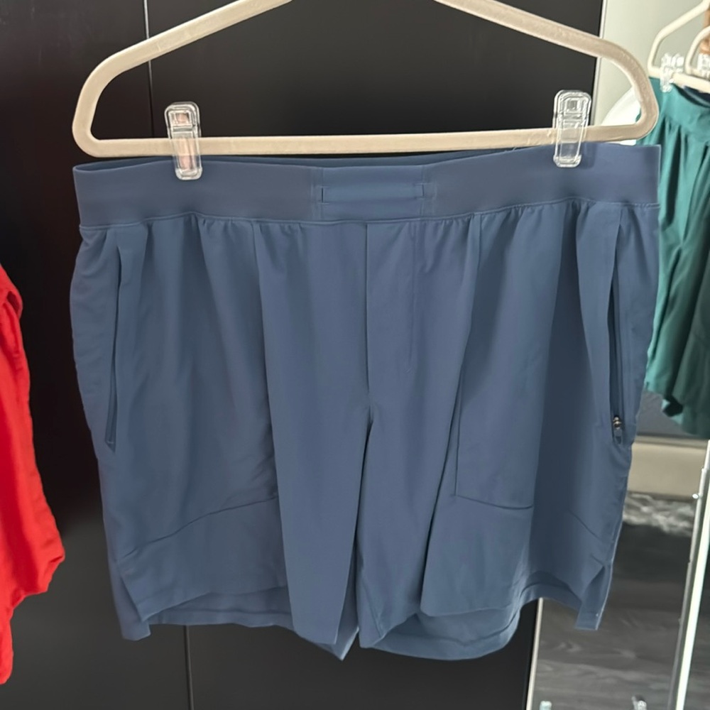 Pitch Blue - lululemon License to train 7 inch shorts